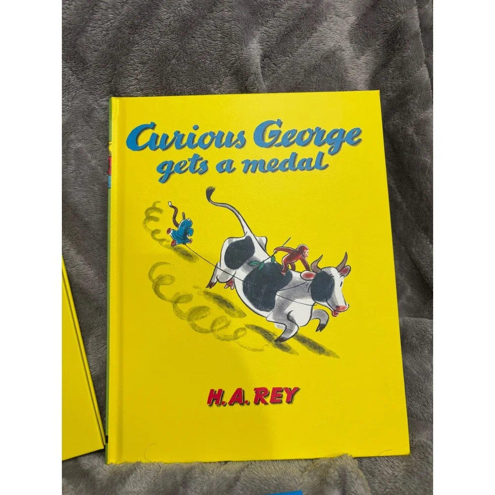 Set‎ of 5- Curious George Book Set - Classic Collection